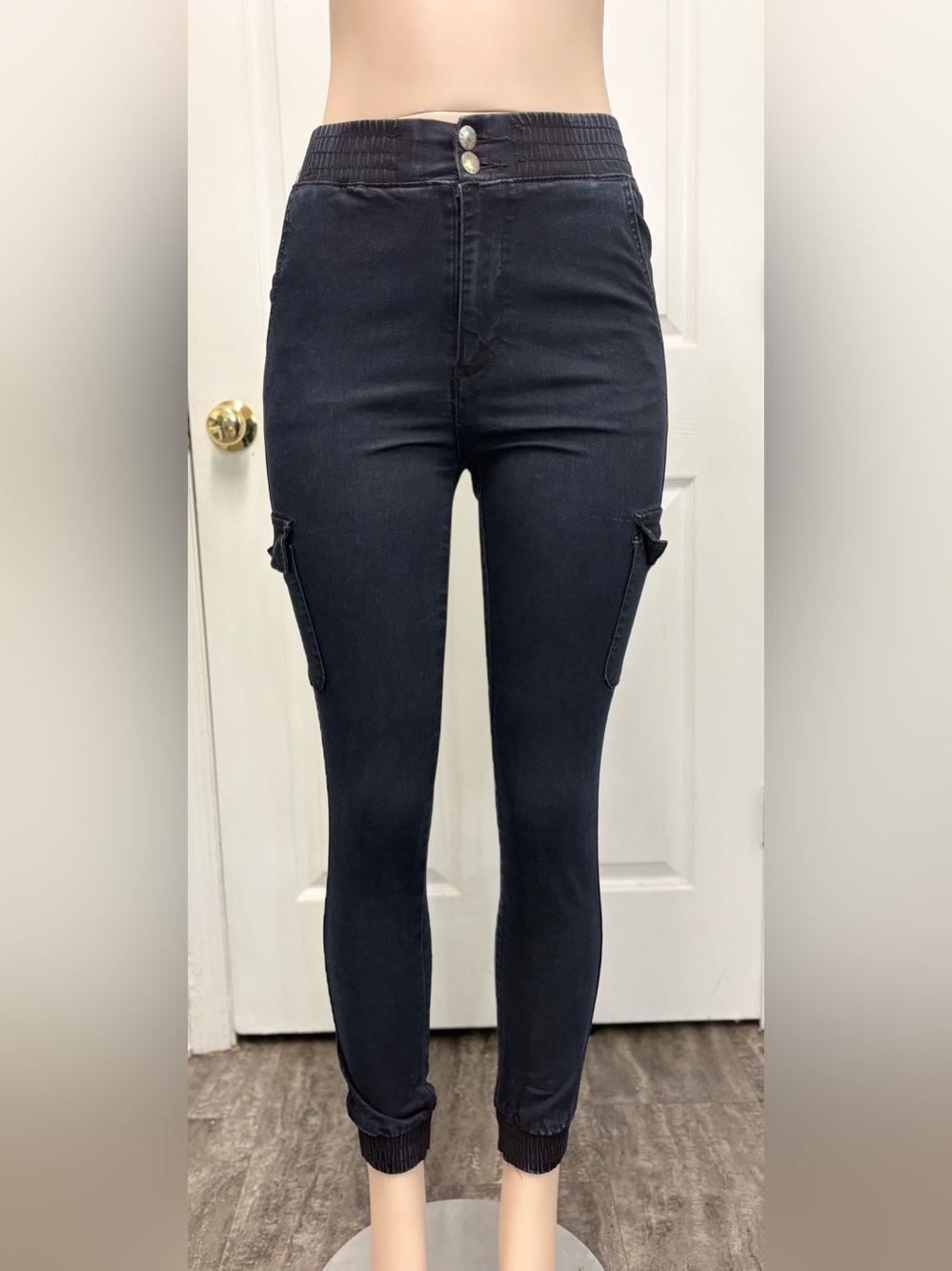 V.I.P. Jeans Washed Black Cargo Jogger Pants Size 7/28